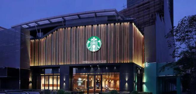 饮品牌价值榜海底捞、瑞幸上榜！j9九游会登录2025年全球餐(图2)
