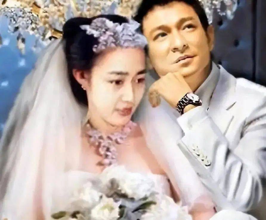 星全网羡慕每一对夫妻都是神仙眷侣！九游会j9登录娶粉丝当老婆的5位男(图3)
